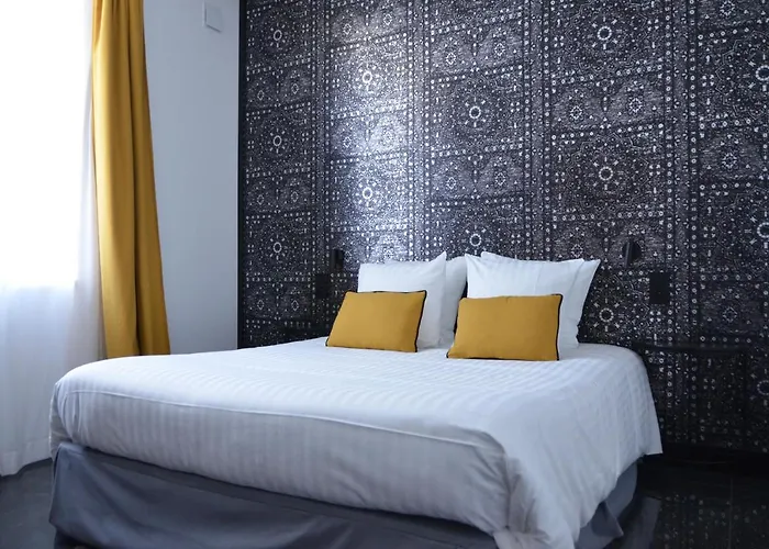 Parentis-en-Born Hotels