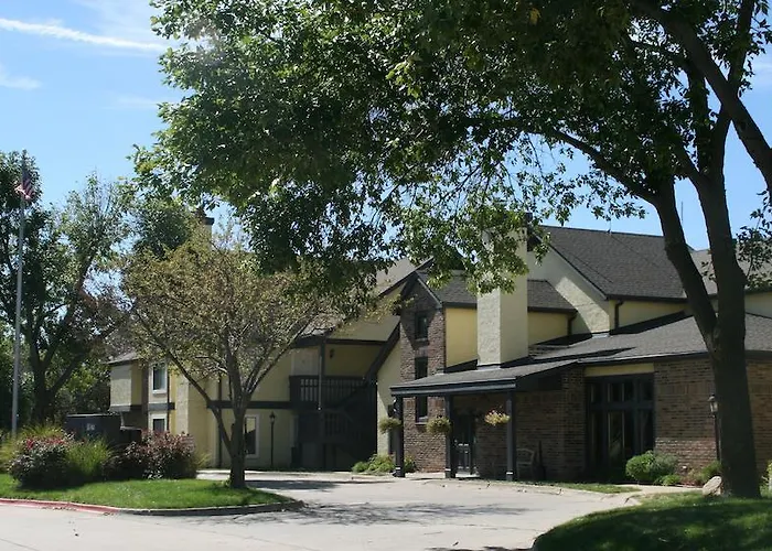 Sterling Hotel And Suites