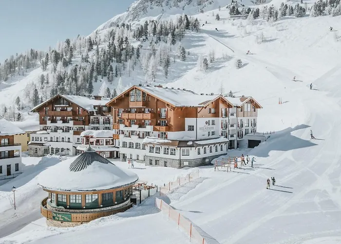 Superior Hotel Schneider Ski-In & Ski-Out