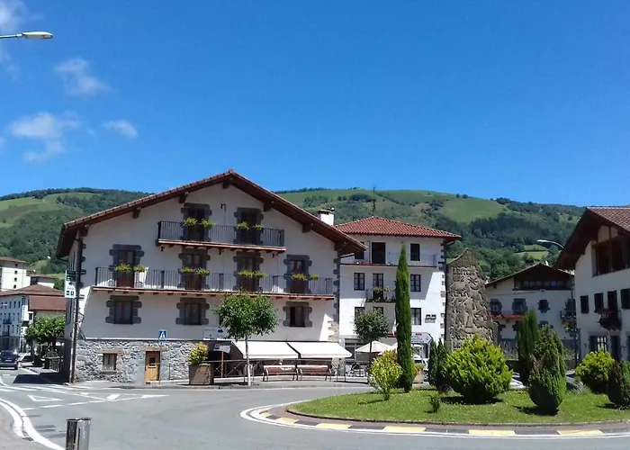 Hostal Lopenea Leitza 