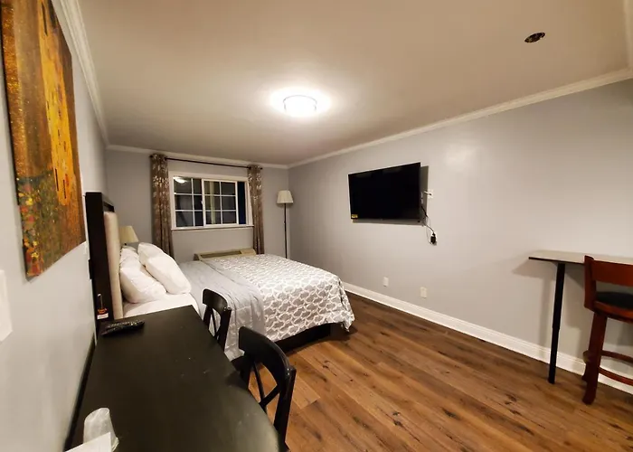 Hotel Europa Huntington Beach