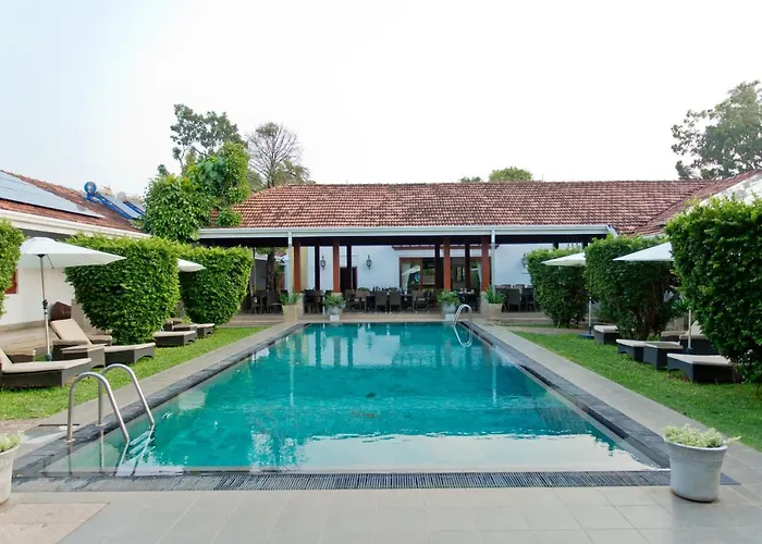 Hotels in Negombo