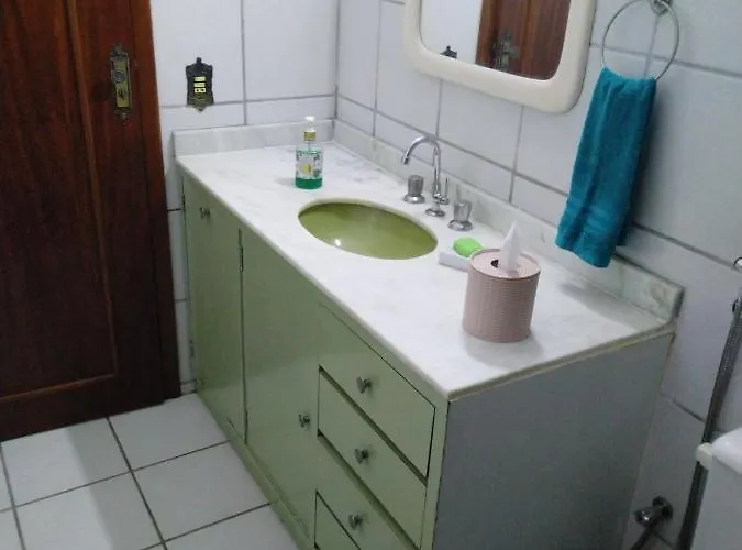 Quartos em casa próxima à praia Vila Velha 