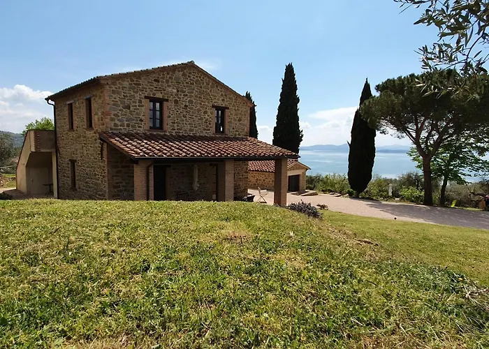 Aparthotel Antico Casale Tiravento Passignano sul Trasimeno
