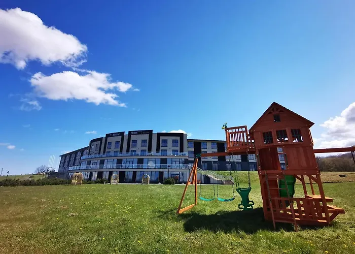 Gniewino Hotels