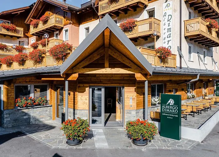 Hotel con piscina a Dimaro