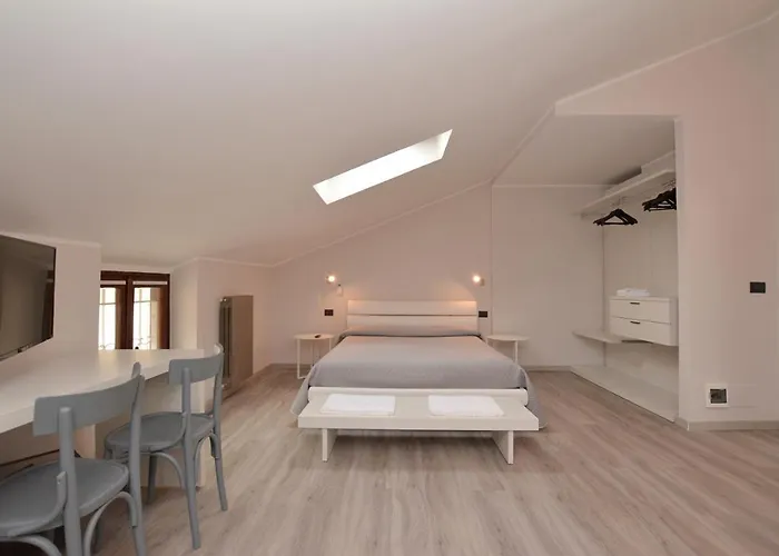 Hotel & Apartments " Perpoin " Saluzzo