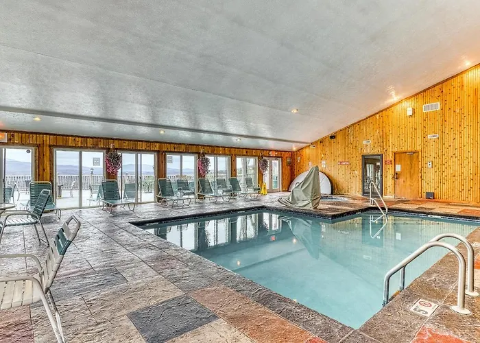 Grand View Loft Hotel Gatlinburg