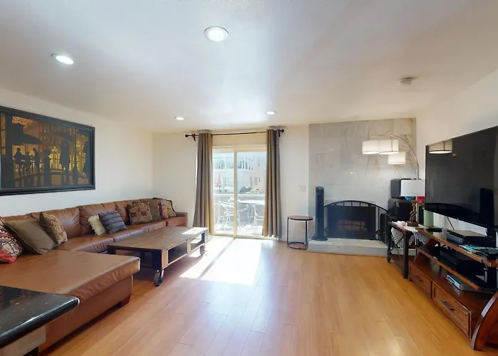 Newport Family Castle Apartment Newport Beach
