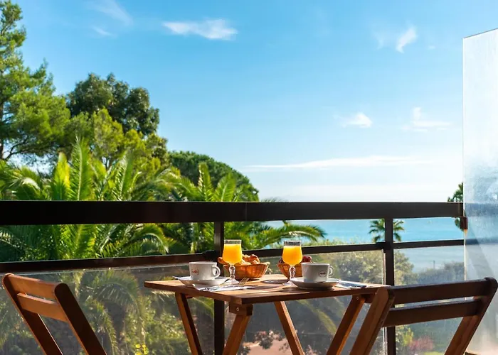 Hotel Bahia Villeneuve-Loubet