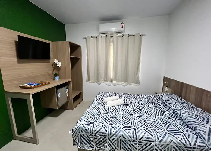 Hotel Recanto Dos Bambus Em Palmeirinha Guarapuava