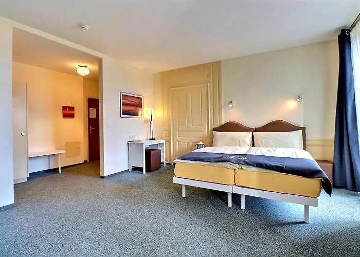 Onnens Hotels