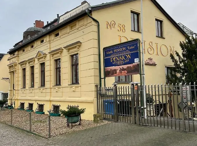 Pension Am Tiefen See Potsdam