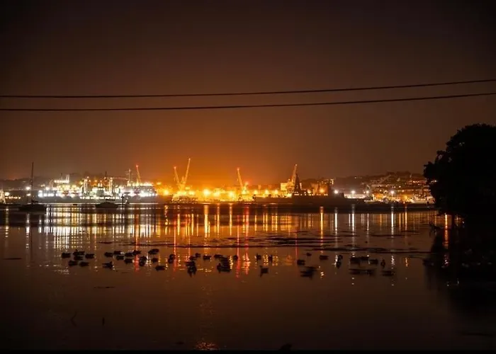 Torpoint Hotels