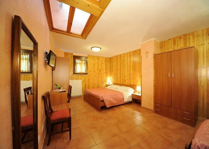 Albergo Pensione Paola Pescasseroli