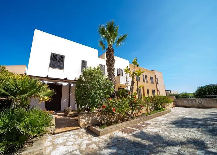Elimi Favignana Apartments - Residence in città