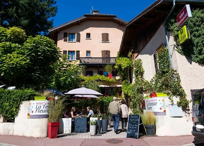 La Terrasse Fleurie, Logis, Hotel Et Restaurant Divonne-les-Bains