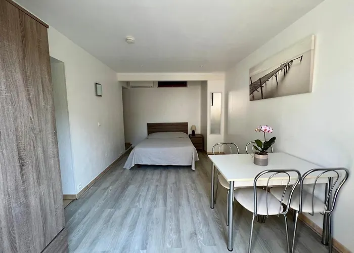 Hotel l'Etape Villeneuve-Loubet