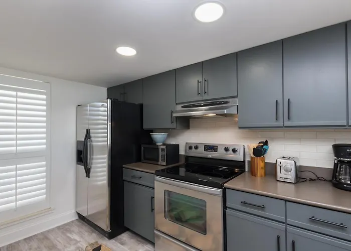 Ole River Hideway, Orange Beach, Updated 2 Bedroom Waterfront Condo, Wind Drift