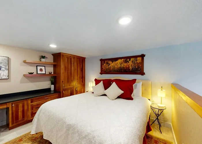 Joseph Hotels