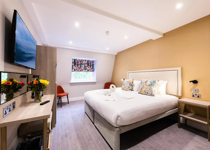 Byron Hotel London