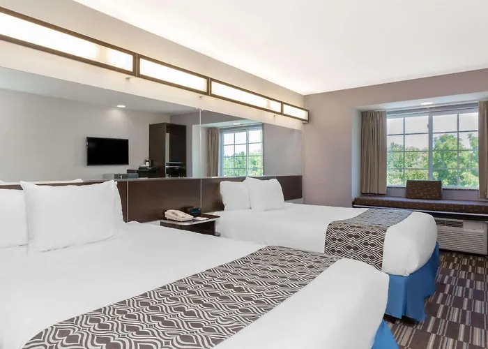 Microtel Inn & Suites By Wyndham Tuscaloosa