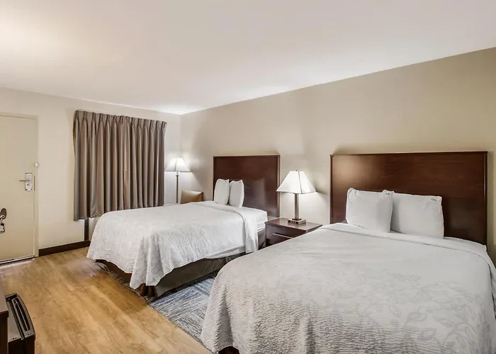 Red Roof Inn Plus+ Dallas - Addison