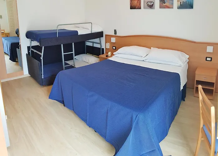 Hotel Mare Blu -- Boutique Pineto