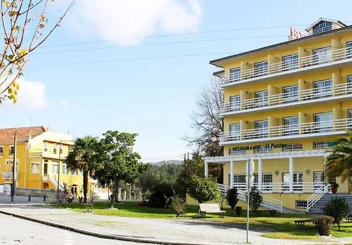 Hotéis em Castro Daire