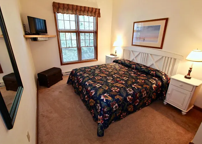 Baileys Harbor Hotels