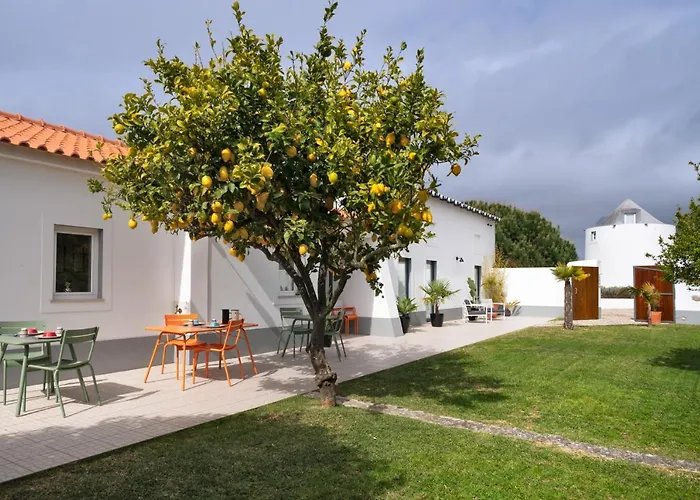 Flamboyant Boutique B&B Caldas Da Rainha