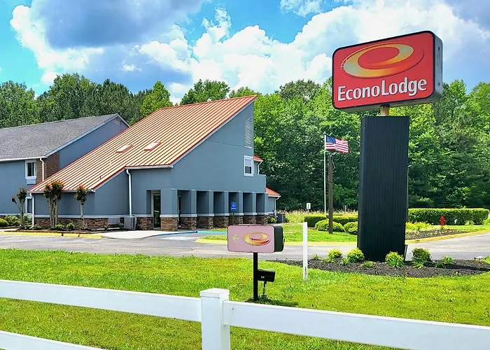 Carrollton Hotels