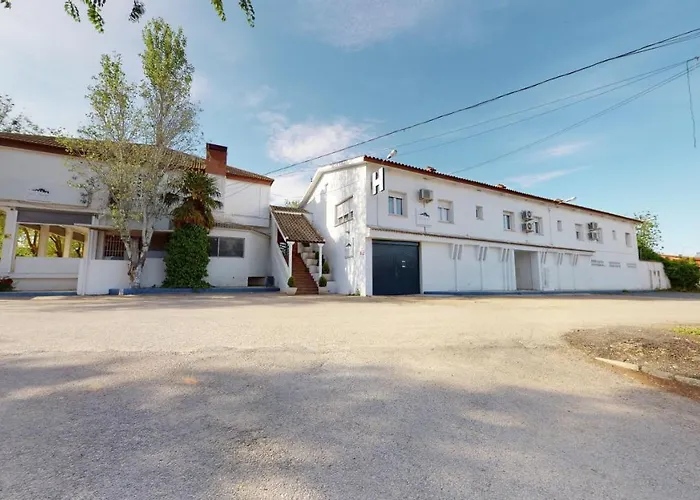 Consuegra Hotels