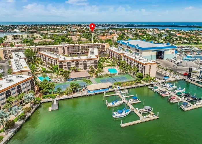 Anglers Cove C-404 Villa Marco Island