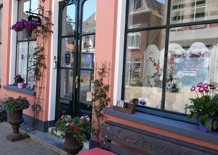 De Zevenster gevestigd aan de winkelstraat Bed and Breakfast Kampen