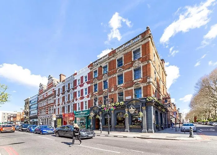 205 Earls Court Rooms Londen