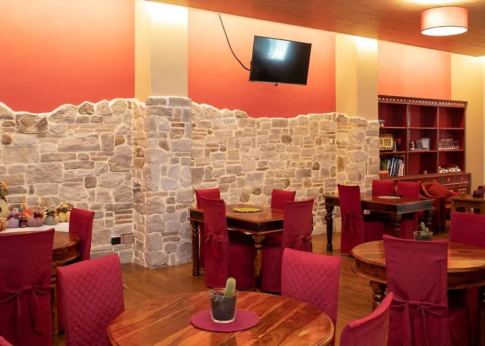 Hotel Fiordigigli LʼAquila
