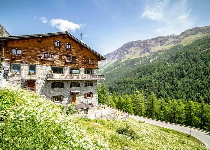 Hotel & Restaurant Perret - Mountain People Valgrisenche