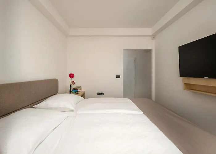 Hotels in Omišalj