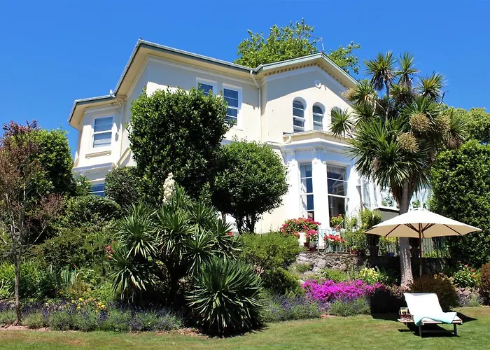 Torquay Ski Hotels