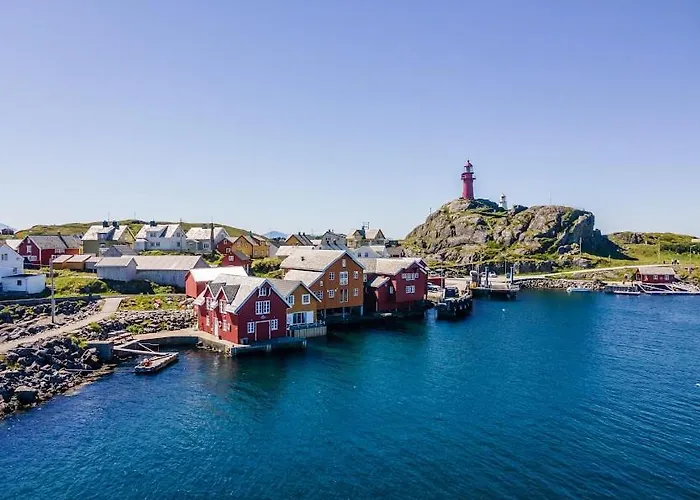 Hotels in Ona