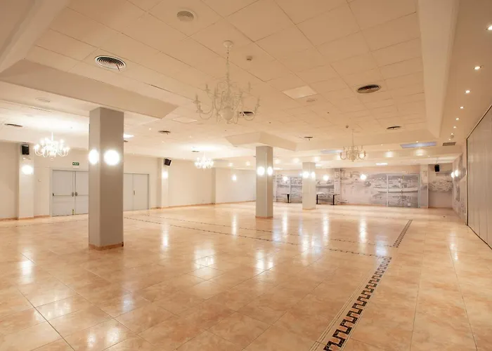 Irun Hotels