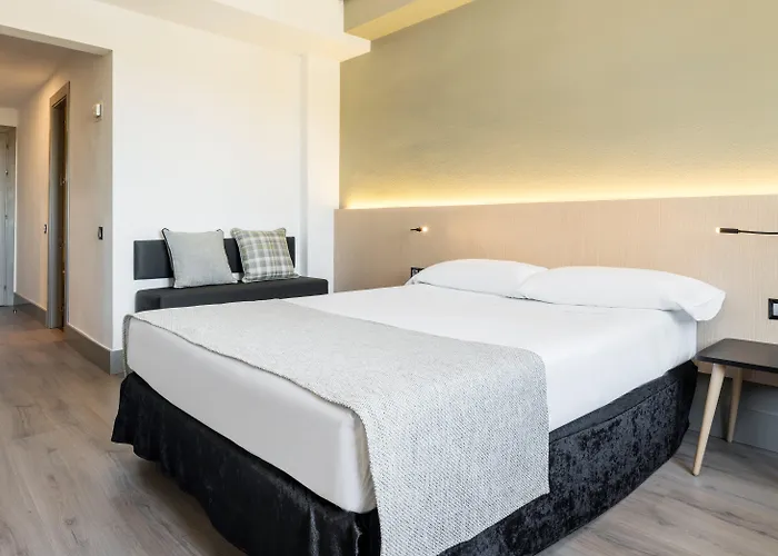 Hotel Ilunion Las Lomas Mérida