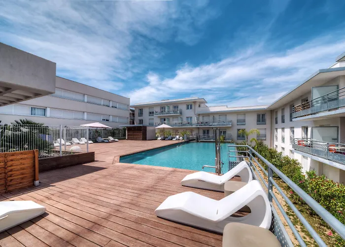 Comfort Aparthotel Antibes Le Maestria