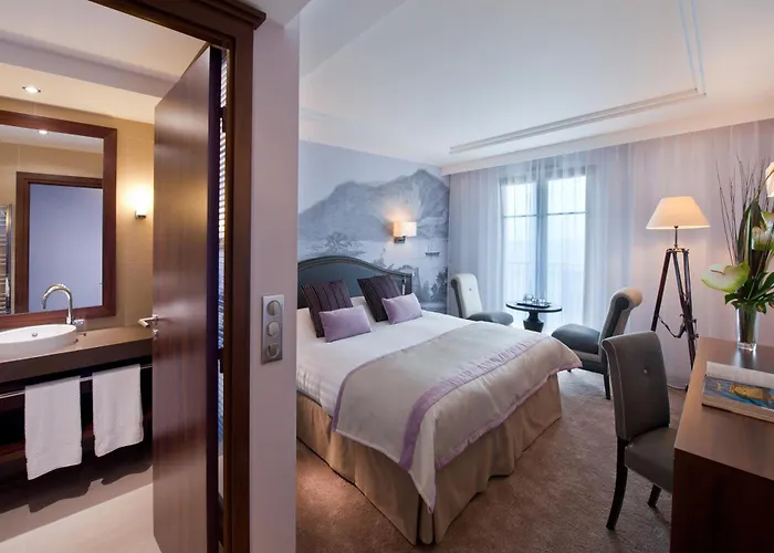 Hôtel Le Nouveau Monde Saint-Malo