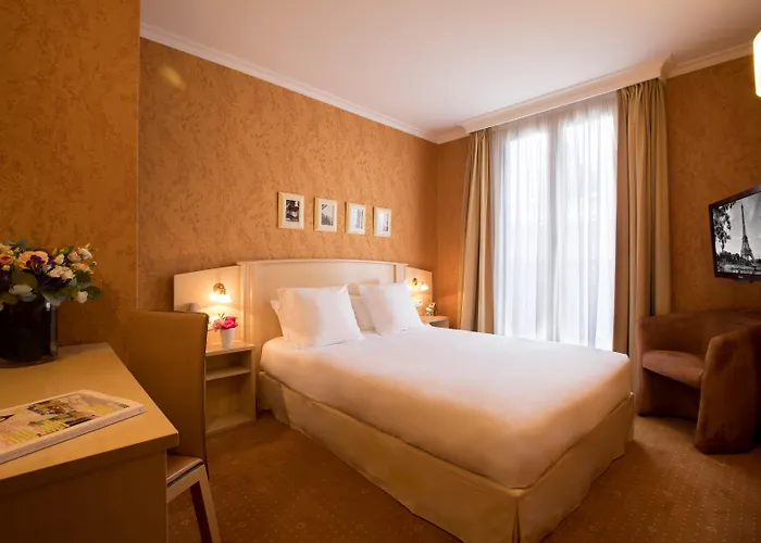 Hotel Elysees Opera Paris