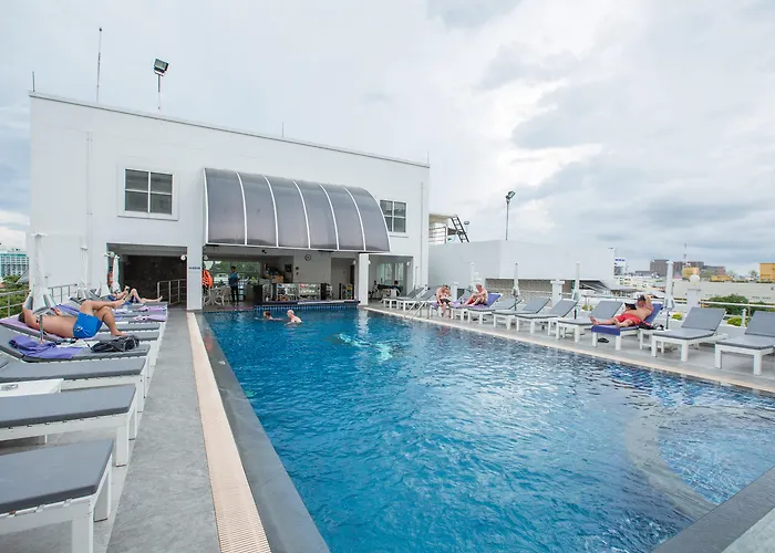 Flipper House Hotel - SHA Extra Plus Pattaya