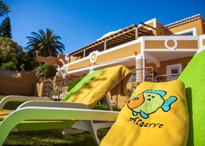 Montinho De Ouro Hotel Luz