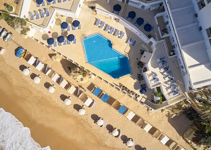 Holiday Inn Algarve - Armacao De Pera, An Ihg Hotel