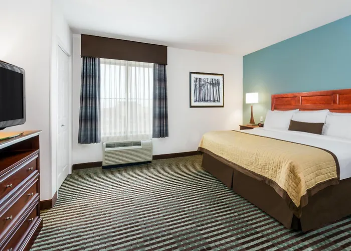 Baymont By Wyndham Denver International Airport